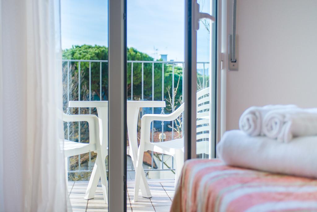 Hotel Falco Riccione Extérieur photo